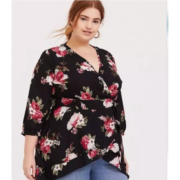 Torrid Womens Floral Georgette Wrap Tunic Blouse Top Size 2X Waterfall Front NWT - Picture 3 of 16